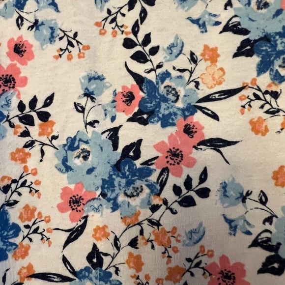 FREE w/Purchase Woman Within Floral Print T-Shirt (small flaw) - Picture 5 of 7